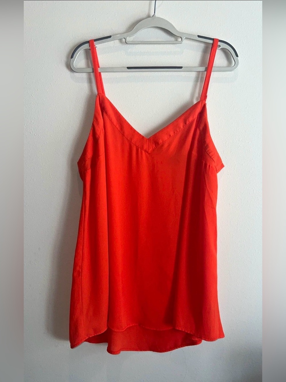 Torrid 2X Orange Chiffon Tank Top Sleeveless Blouse V-Neck Flowy Plus Size